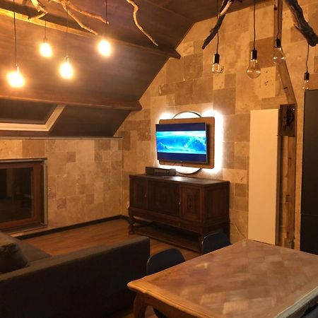 Chez Claude Appartement Cozy Climatise Pour 4 Personnes Tout Confort Ath Exteriér fotografie