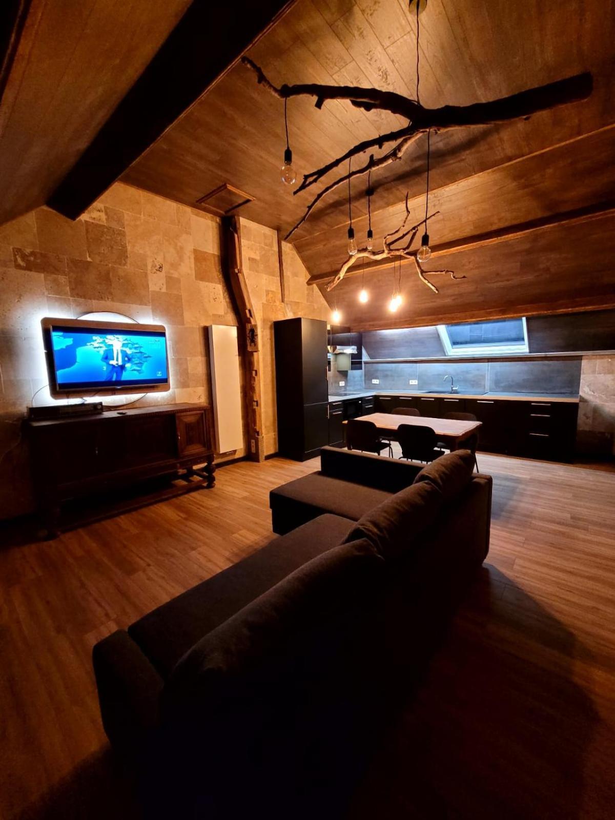 Chez Claude Appartement Cozy Climatise Pour 4 Personnes Tout Confort Ath Exteriér fotografie