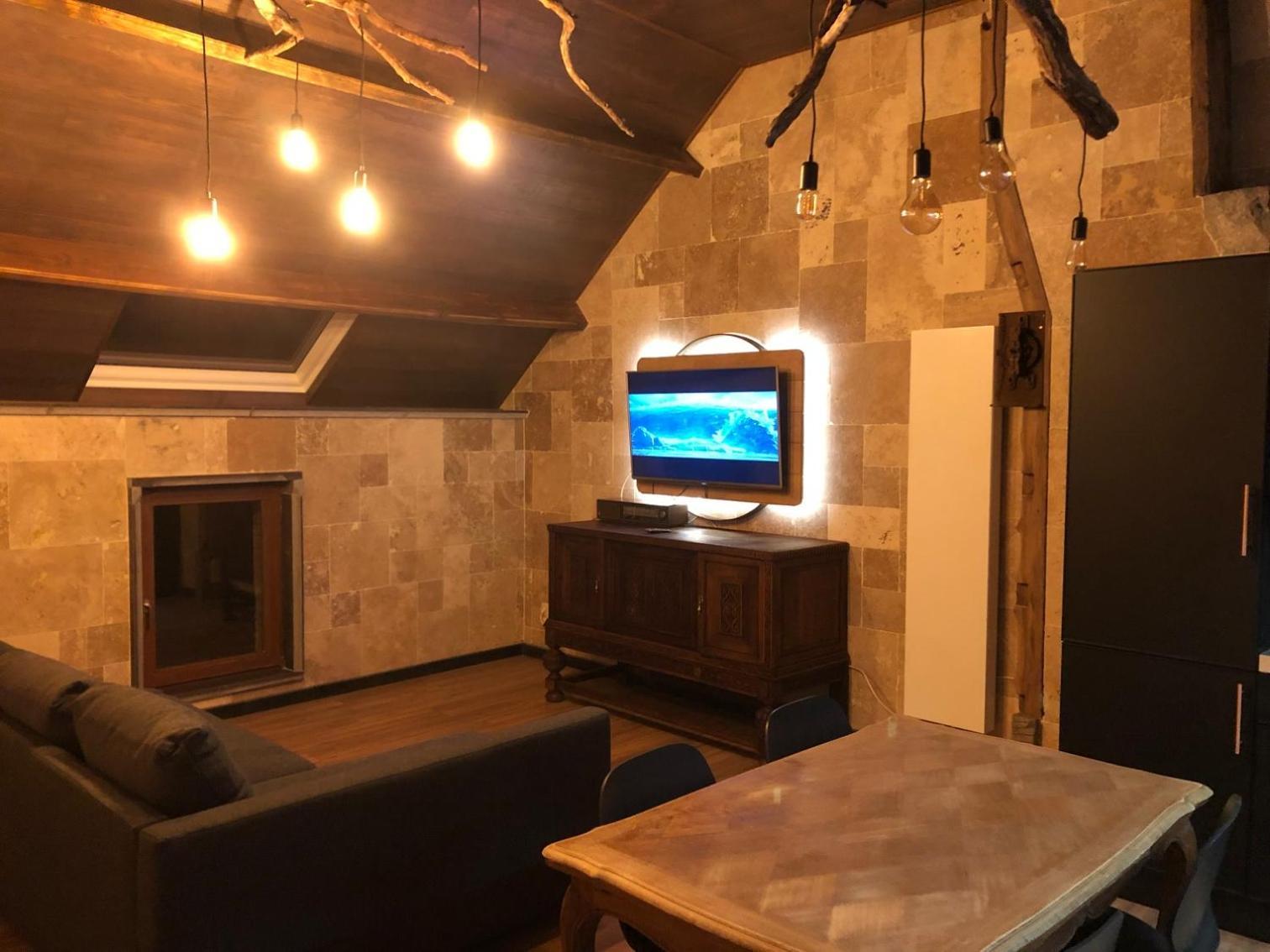 Chez Claude Appartement Cozy Climatise Pour 4 Personnes Tout Confort Ath Exteriér fotografie